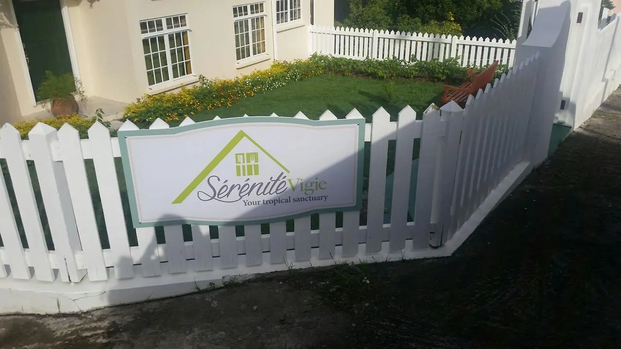 Alojamento de Acomodação e Pequeno-almoço Serenite Vigie Saint Lucia Limited Acomodação com café da manhã Castries